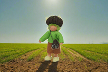 Naturekin World - Earth Child Doll – 3.5" Handmade Felt Waldorf Decoration by Ambrosius